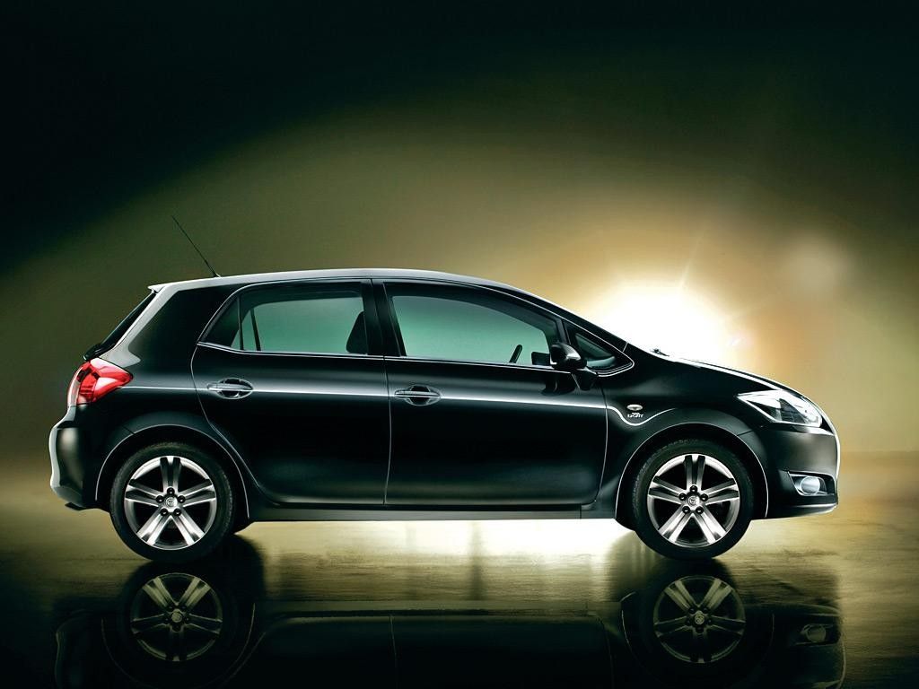 precio_toyota_auris_hibrido